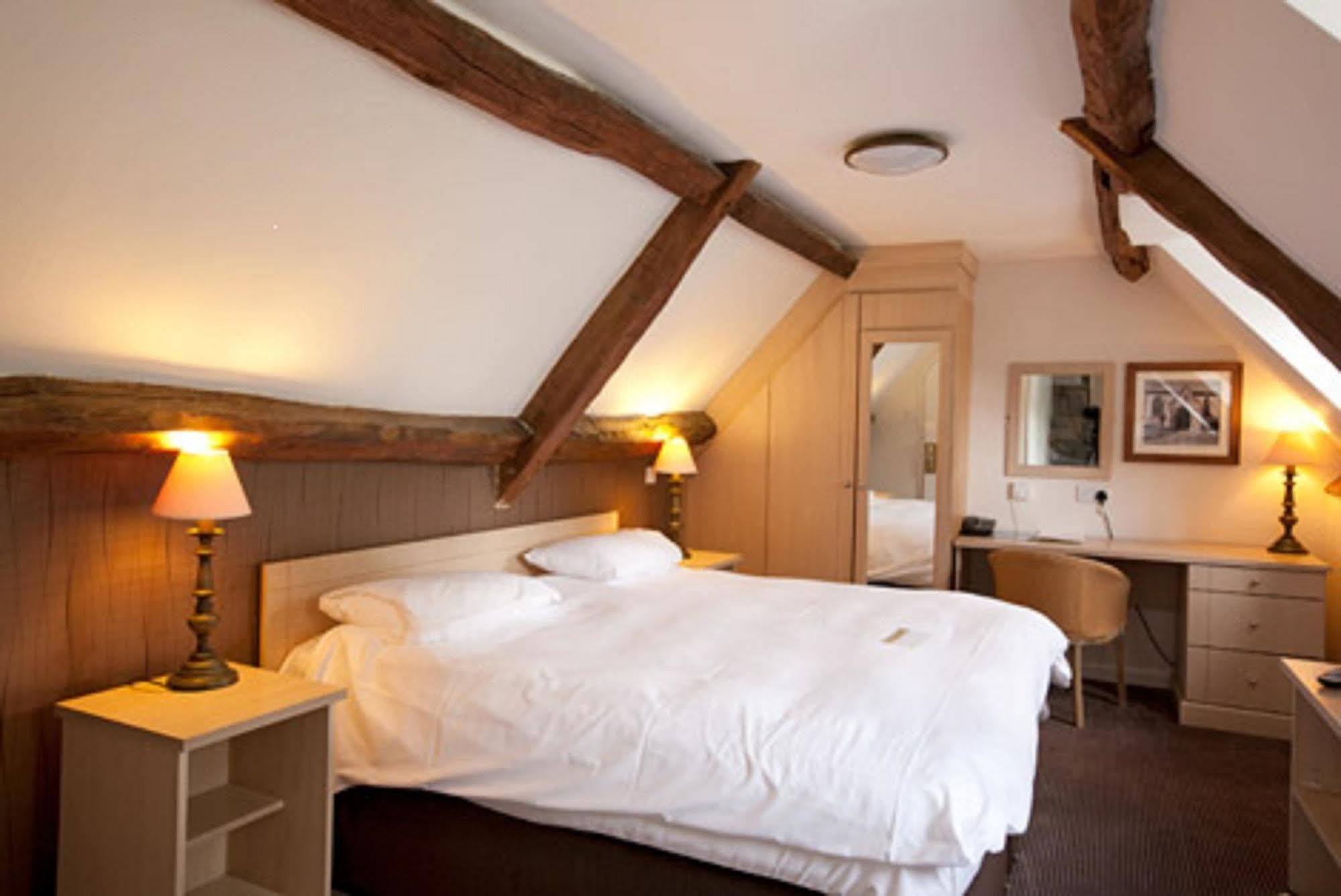 Old Manse Hotel By Greene King Inns Bourton-on-the-Water ภายนอก รูปภาพ